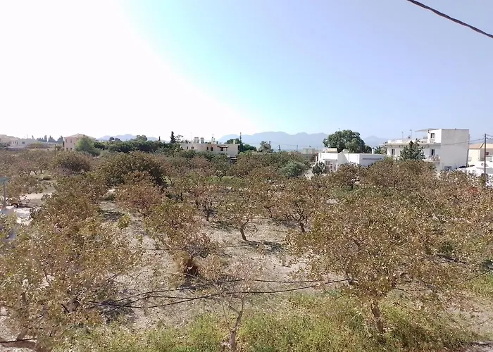 Miranta Hotel - Apartments & Studios